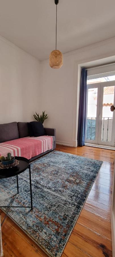 Appartement Charming To Rent Lissabon